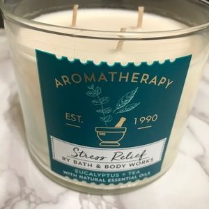 Bath & Body Works Candle -Stress Relief  - Eucalyptus & Tea